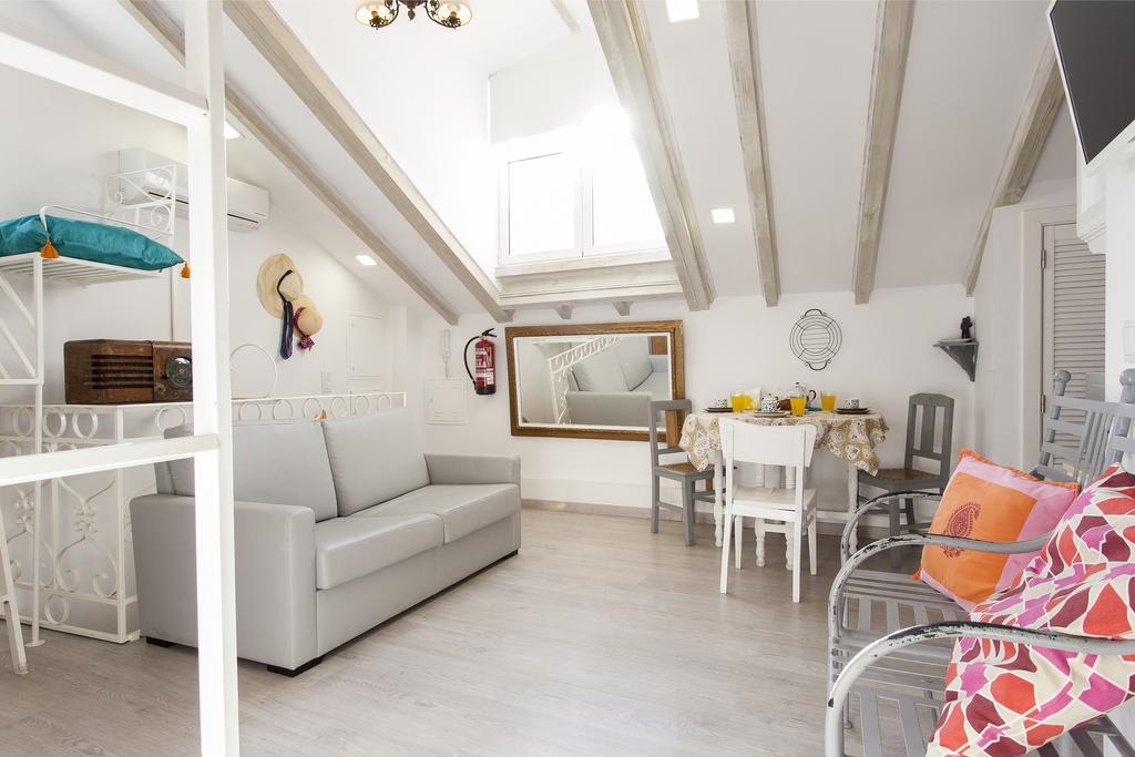 Appartement Joivy Alfama 35 *